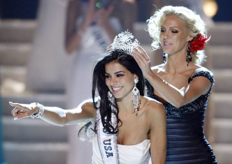 Из 51-й красавицы, которые представляли свои штаты на конкурсе Мисс США 2010, была выбрана лучшая - 24-летняя Рима Факих – представительница штата Мичиган. На снимке - победительница 