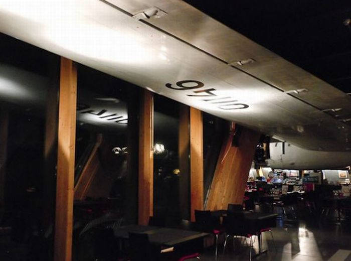 Самолет - ресторан (23 фото)