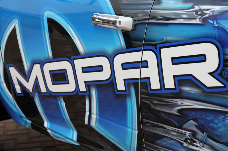 Подразделение Mopar превратили Dodge Ram в спорт-джип (12 фото)