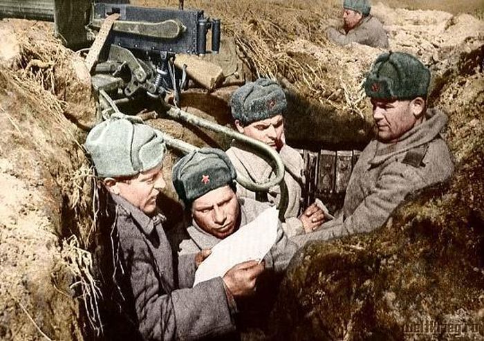 Цветные фотографии советских солдат во Второй Мировой (53 фото)