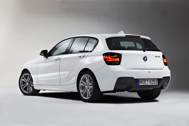 BMW первой серии получила два новых мотора (6 фото+видео)