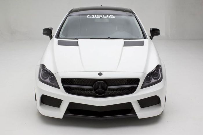 Ателье Misha Designs  прокачало Mercedes CLS в кузове W218 (13 фото)