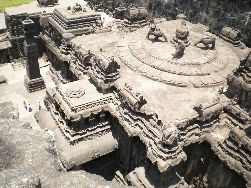 Эллора – пещерные храмы Индии (25 фото)