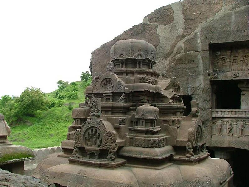 Эллора – пещерные храмы Индии (25 фото)