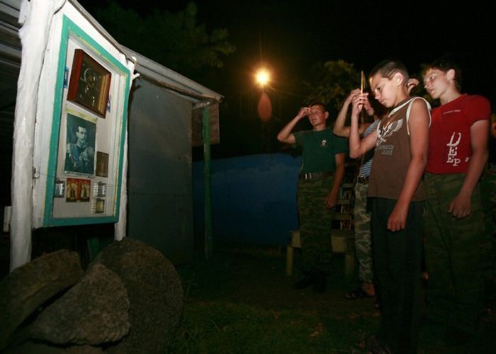Военный лагерь для мальчиков под Ставрополем (12 фото)