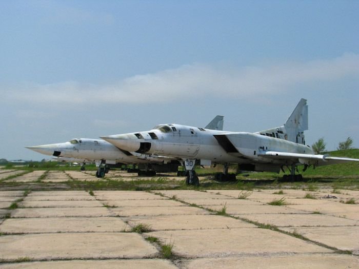 Забытый полк: аэродром «Воздвиженка» в Приморье (13 фото)