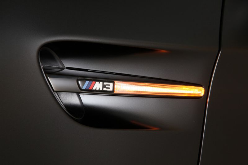 BMW M3 Frozen Black Special Edition (19 фото)