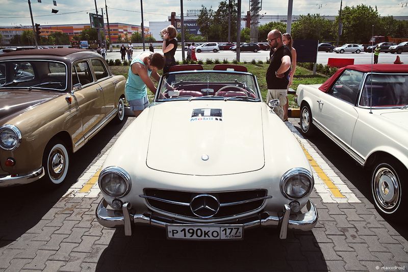 Mercedes-Benz Classic Day в Москве (57 фото)