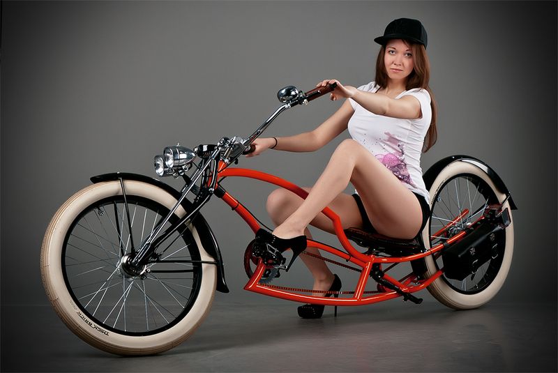 Красивые девушки и оригинальные велосипеды (30 фото) 