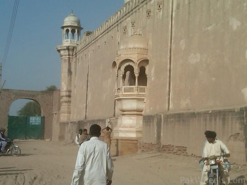 Форт Деравар в Пакистане (15 фото)