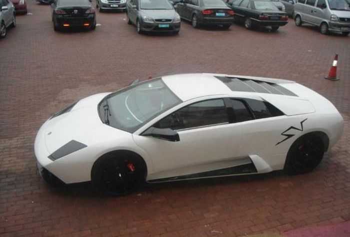 Китайцы штампуют Lamborghini по 66000$ (6 фото)