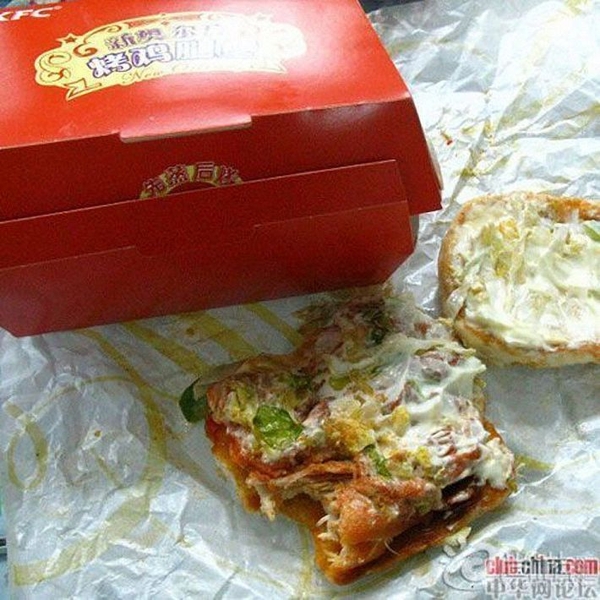 Жутковатый китайский бутерброд (6 фото)