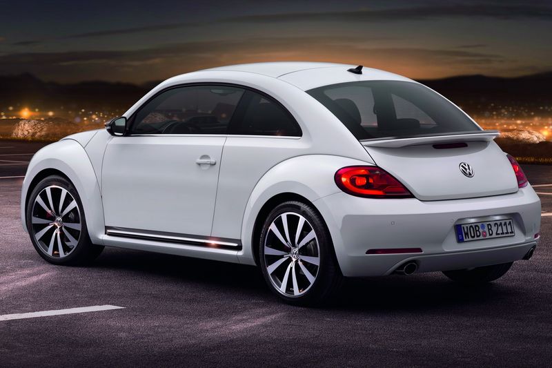 Volkswagen Beetle начали производить в Мексике (12 фото)