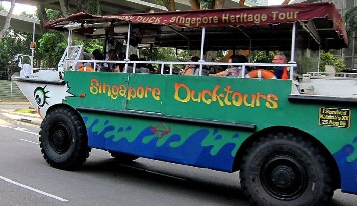 Авто-амфибия для экскурсий в Сингапуре (3 фото+видео)