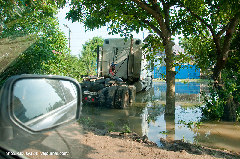 Крымск до наводнения и после (72 фото)