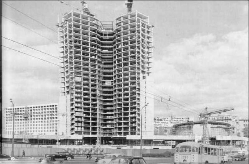 Строительство здания СЭВ. 1965-1968 гг.