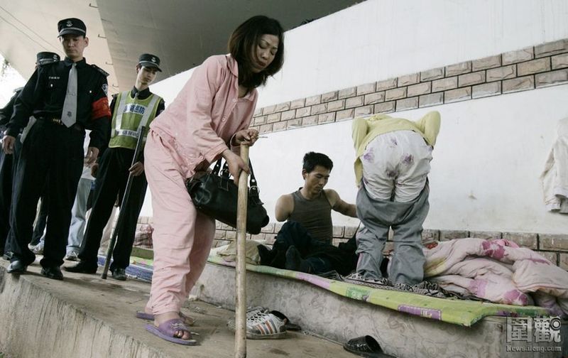 Китайские наркоманы (9 фото)