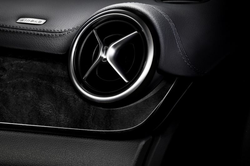 Новый Mercedes-Benz B-Class официальные фото (52 фото)