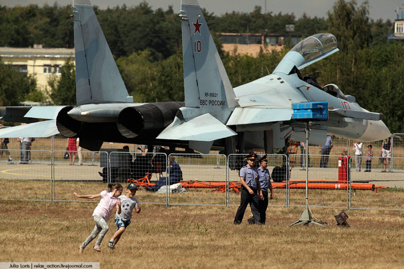 Авиашоу в честь юбилея российских ВВС (19 фото)