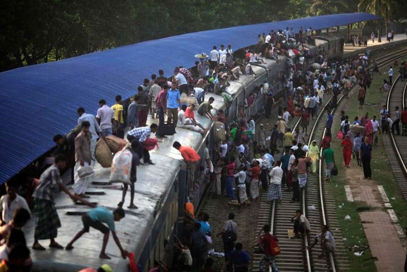Железнодорожный транспорт в Индии (22 фото)