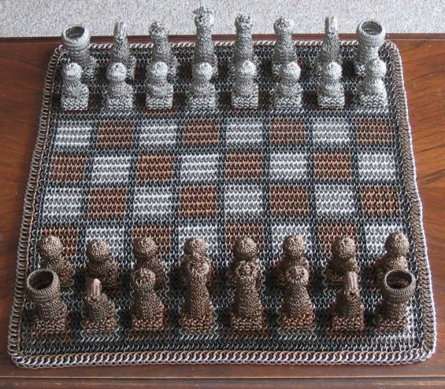 Эксклюзивные шахматы (6 фото)