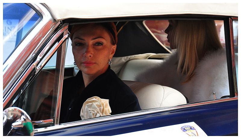 Женское ралли на ретро-автомобилях (58 фото)