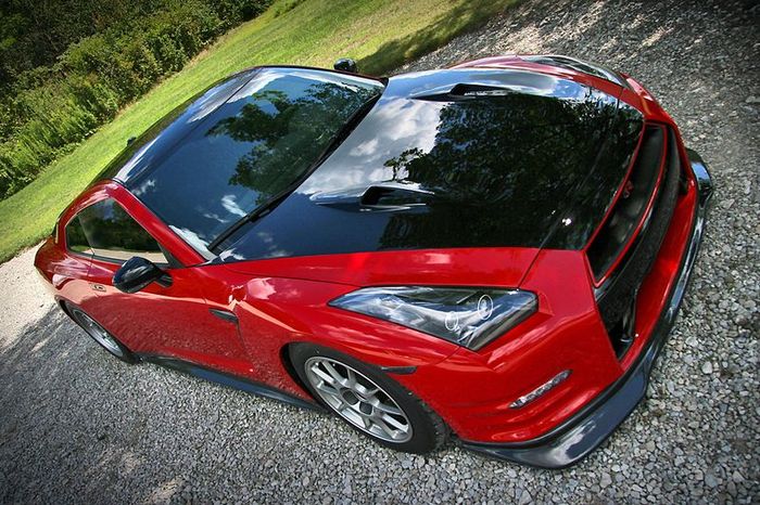 В ателье Switzer Performance зарядили Nissan GT-R до 1400 л.с. (5 фото+видео)