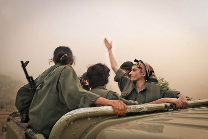 Курдские женщины-боевики (28 фото)