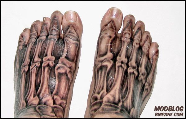 Жутковатые гиперреалистичные татуировки (18 фото)