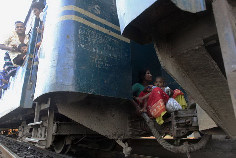 Железнодорожный транспорт в Индии (21 фото)