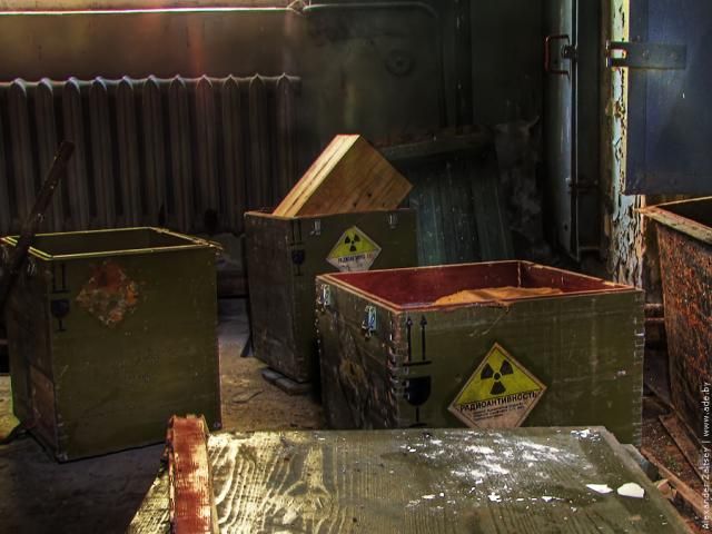 Хранилище ядерных боеголовок (10 фото)