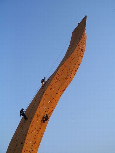 Cамый высокий скалодром Экскалибур (11 фото)
