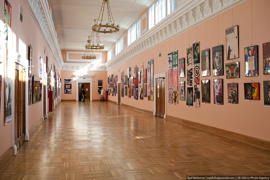 Розовый коридор" - одна из выставочных площадок РГБ.