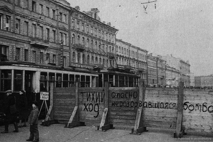 Трагедия осаждённого Ленинграда. Прошлое и настоящее (21 фото)