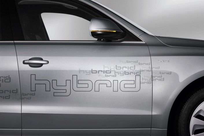 Подробности о гибриде от Audi - кроссовере Q5 (17 фото+2 видео)