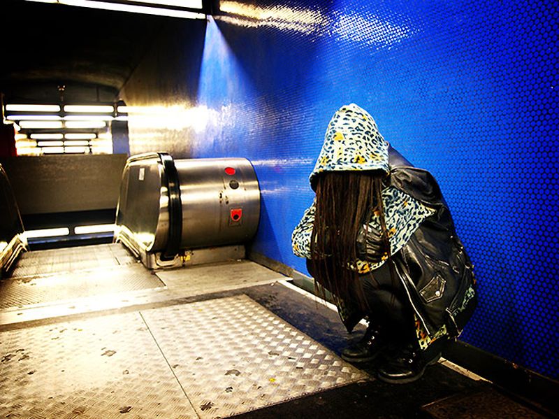 Хиджабизация парижского метро (9 фото)
