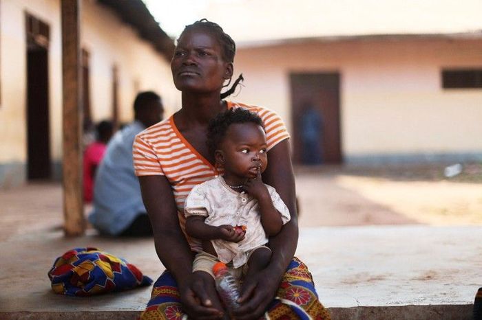 10 стран с наихудшими условиями для материнства (10 фото)