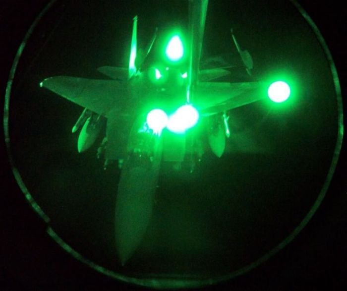 Американский истребитель F-15E (29 фото)