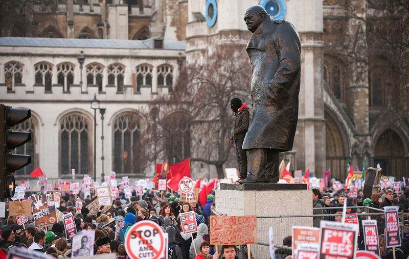 Студенческие акции протеста в Лондоне (39 фото)