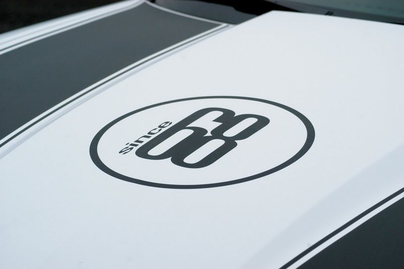 Chevrolet Camaro SS обзавелся пакетом тюнинга от Irmscher (7 фото)