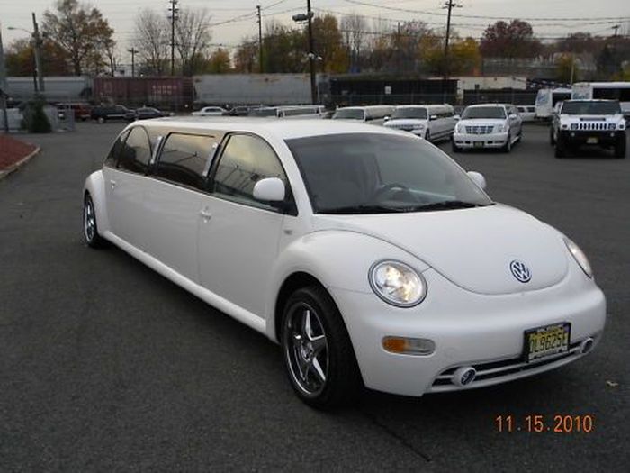 Лимузин из VW New Beetle (17 фото)