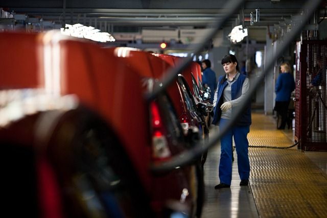 Серийное производство нового бюджетного автомобиля Lada Granta (16 фото)