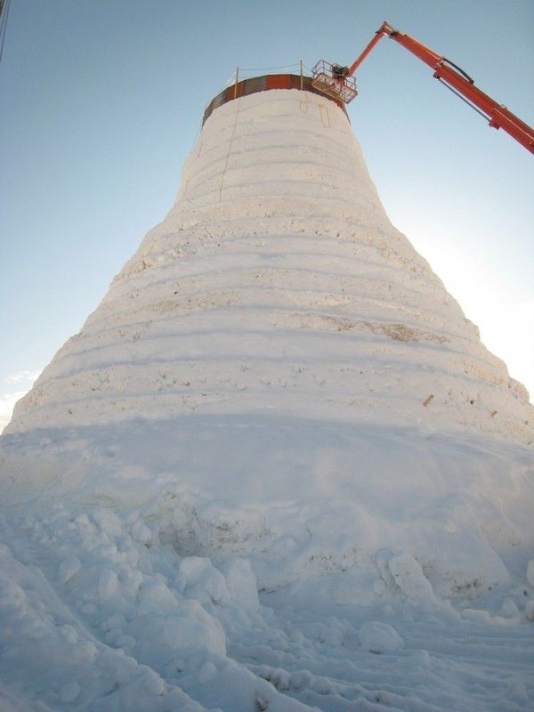 «Olympia SnowWoman» – самый большой снеговик в мире (10 фото)
