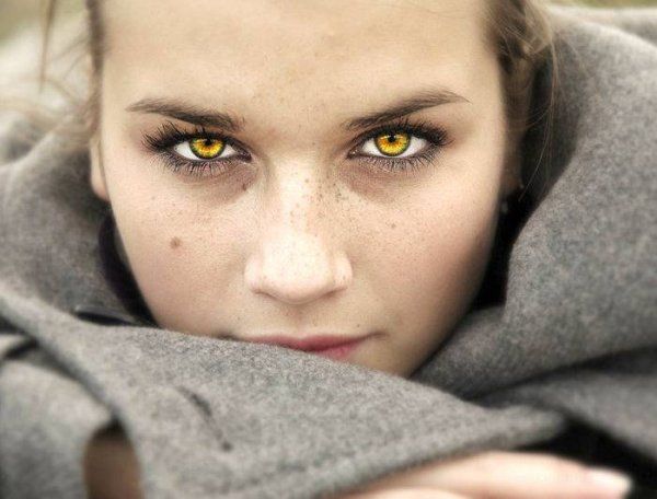 Великолепные женские глаза (40 фото)