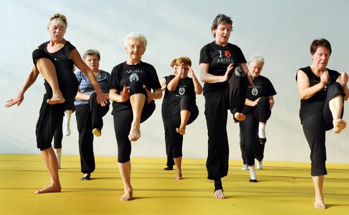 гимнастка, старушка, бабушка, бабуля, спорт, гимнастика